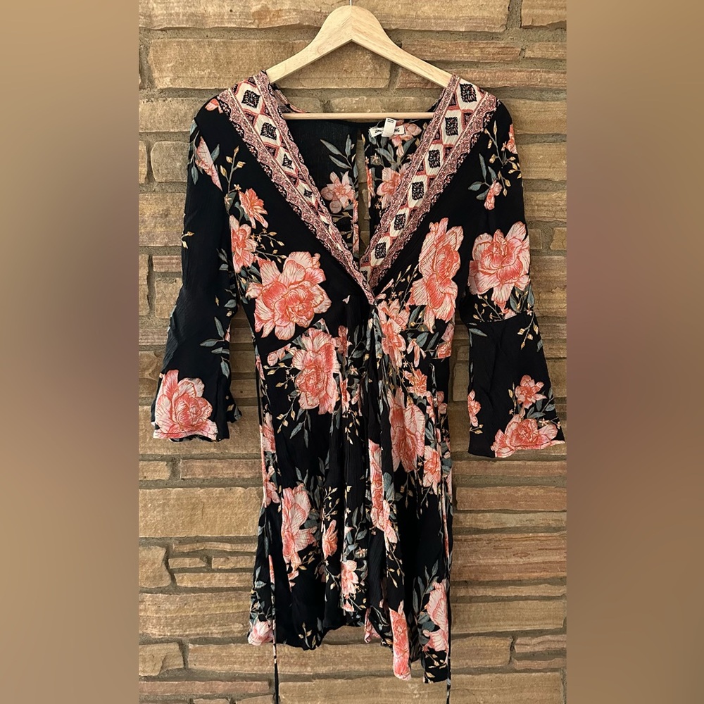 Billabong Floral Dress - Size Small